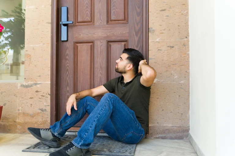 Locked out of home in Melbourne FL waiting for 24-7 emergency locksmith service after hours.